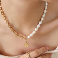 Hip-Hop Does Not Fade, Personalized Double-Sided Can Be Worn, Freshwater Pearl Splicing Titanium Steel Thick Chain Necklace Does Not Fade Jewelry beige