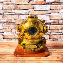 45.72 cm Commando Diving Helmet US Navy Mark V Diving Helmet with Wooden Base Deep Sea Scuba Diving Helmet Marine Diving Helmet Home Decor