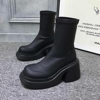 Žieminiai Platforminiai Stambūs Madingi Moteriški Aulinukai Dizainerio Odiniai Aukštakulniai Batai Tendencija Gotikiniai Aukštakulniai Motociklininko Botas Mujer 35 black
