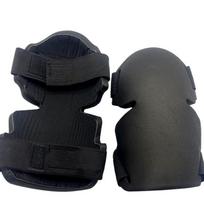 Winter Motorbike Knee Pads Outdoor Motorcycle Riding Windproof Waterproof Padded Thickened Warm Knee Pads for Man and Woman juoda