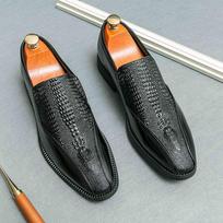 FashionFashionable New Lazy Leather Shoes with One Foot Men Pointed Small Leather Shoes Brand Men Business Dress Casual Leather Shoes 38 juoda