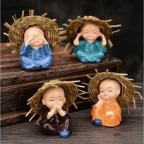 4 vnt./rinkinys Mieli Maži Kungfu Vienuoliai Maitrėja Buda Dervos Rankdarbiai Vienuolis 4pcs brown