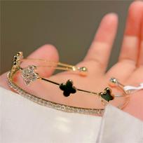 High-Grade Four-Leaf Clover Bracelet Exquisite Luxury Zirconia Bracelet Ladies Elegant Bracelet 14K