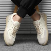 New first-layer cowhide casual board shoes, light and breathable soft-soled sports shoes, retro German training shoes, little white shoes for men 38 smėlis