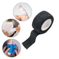 Elastiniai tvarsčiai Lipni tvarstis neaustinė sportinė tvarsliava 2,5 cm x 4,5 m juoda