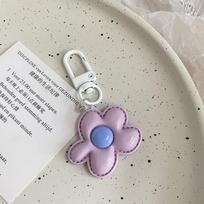 Spalvotas gėlės raktų pakabukas širdelės gėlės krepšio pakabukas DIY aksesuarai saldainių spalvos raktų pakabukai dekoracija papuošalai violetinė
