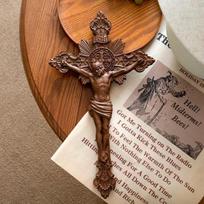 St. Benedict's Exorcism Cross Wood Carving Catholic Altar Prayer Wooden Cross Baptismal Decoration Craft Religious Gift Height-25cm
