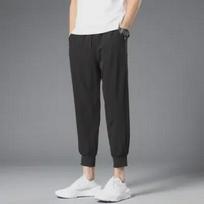 Vyriški velvetiniai tiesaus kirpimo laisvi kasdieniai kelnės su aksominiu pamušalu rudeniui ir žiemai Black Drawstring Thin Joggers black
