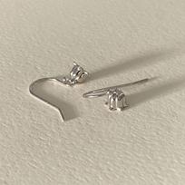 Lag Earrings for Women with High-end Niche Design New Trendy Lily of The Valley Flowers
