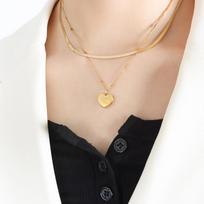 Korean Personality Design Sense Double-Layer Collarbone Chain Tide Does Not Fade Light Luxury Love Pendant Necklace Titanium Steel Gold-Plated Jewelry