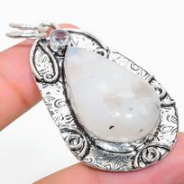 Rainbow Moonstone, White Topaz 925 Sterling Silver Jewelry Pendant 2.40  Y9T33