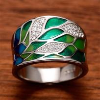 Huitan Bohemia Style Green Leaf Enamel Ring for Women Charming Ladies Rings Dance Party Fancy Birthday Girl Gift Fashion Jewelry 9 white