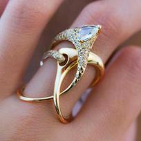 Huitan Luxury Irregular Magical Witch Ring Super Cool Accessories Gadget Golden Twist Winding Women Jewelry Personality Rings 10