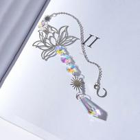 1PcMetalLotusandArtificial Crystal Suncatcher Charm Handmade Applicable Home Wind Chime Pendant Outdoor Garden Plant Decoration white