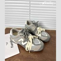 Retro color matching double lace-up German training shoes women's 2025 new fashionable versatile letter showing foot small Forrest Gump sports shoes 35 pilka spalva