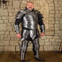 Šešėlių kalvio šarvai Grėsmingas gotiško kario krūtinės šarvas su dyglėtais petnešomis Kovos nudėvėti blauzdinės LARP, Cosplay Kolekcionieriams