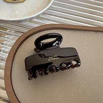 1pc Shark Clip for Women, New Style with a Golden Label, Medium Size for Casual Hair Cl-on at the Back of the Head