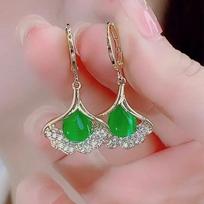 Fashion European and American Ladies Jewelry Green Opal Ginkgo Leaf Stud Earrings Bridal Wedding Engagement Earrings žalia