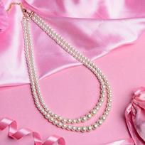 Estele paauksuotas vėrinys - Dviguba eilė su baltaisiais perlais pink