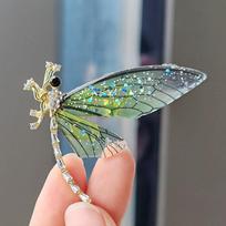 Fashion Transparent Acrylic Dragonfly Brooches For Women Vintage Insect Animal Brooch Scarf Buttons Clothing Pins Jewelry Gifts gray