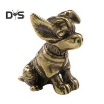 Žalvarinė šuns figūrėlė Vintažinis šuniuko modelis Mini gyvūno metalinė statulėlė Skulptūra Arbatos augintinis Stalo Feng Šui stalo dekoracija Ornamentas Dog beige
