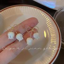 White Color Bowknot Tulip Flower Stud Earrings For Women Brincos Feminino Fashion  Rhinestone Jewelry Christmas Girl Friend Gift brown