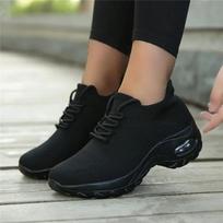 Women Tennis Shoes Breathable Mesh Height-increasing Slip-on Female Sock Footwear Outdoor Women Sneakers Thick Bottom Platforms 35 juoda