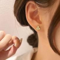 Fully Diamond Clover Earrings Plum Blossom Earrings Lazy French Student Fresh