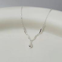 Water drop necklace women's light luxury ins simple dress neck chain fresh and elegant design versatile niche sweater chain white