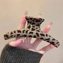 Leopard Women Hair Clip Cross Square Large Shark Clips Retro Hair Accessories Korean Fashion Headwear Plastic Girls Hairpin Gift Size fits all