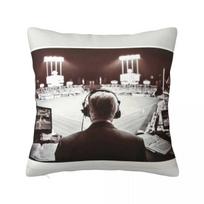 Rip Vin Scully 97- Baseball Pillow Case Cushion Covers Fashion Decor Pillowcover for Sofa 30x30cm smėlis