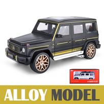 1/18 Scale Benz G63 Wings of Dark Night ORV Diecast automobilio modelio žaislas, traukiama atgal žaislinė transporto priemonė su garsu ir šviesa, skirta vaikams, mažiems berniukams, mergaičių kolekcija 1/18-27x11.3x11.2cm juoda