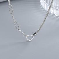 Elegant Asymmetric Choker Necklace  Selling Pretty Design Heart Pendant Necklace Sweet Temperament For Women Party Gifts