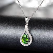 Liontin Batu Permata Topaz Hijau untuk Wanita Padat 925 Perak Murni Kalung Tetesan Air Janji Pernikahan Baru Perhiasan Bagus green