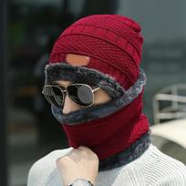 Unisex Windproof Winter Wool Hat with Hooded Scarf For Cold Weather, Earflap Knit Cap, and Warm Masks for Men and Women vyno raudonos spalvos