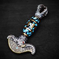 Retro King Kong pestle, axe, knife, craft pendant necklace, versatile hanging accessory for men and women 1*5CM