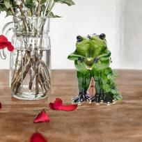 Couple Frog Statue Ornament Decoration Lovers Versatile Valentine's Day Gifts Figurine Heart Shape on Chest