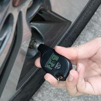 Elektroninis padangų slėgio matuoklis Nešiojamas Mini Raktų pakabuko stiliaus PSI Kpa Bar Slėgio matuoklis Padangų oro slėgio matuoklis Transporto priemonei Motociklui Automobiliui HD gray