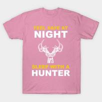 T Shirt Women Feel Safe At Night Sleep With A Hunter Tshirts And Harajuku Print Kawaii Tshirt Summer Short Sleeve Female T-Shirt Top Tee S rožinė