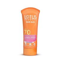 Lotus Herbals Apsauginis kremas nuo saulės SPF 70 PA++ | Tonuotas | Momentinis švytėjimas | Neriebus | Atsparus prakaitui ir vandeniui | Visiems odos tipams | 60g