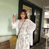 2020 Summer Women's Loose Chiffon Sunscreen Cover-Up + Floral Spaghetti Strap Dress M