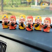 Wu Caishen Guan Gong Creative Highend Car Accessories QEdition Car Supplies Lucky Safe Car Ornaments įvairiaspalvis