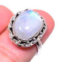 Natural Rainbow Moon Stone Gemstone 925 Solid Sterling Silver Ring Size 6.5 k3o63 white
