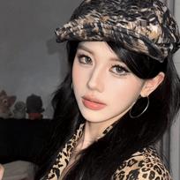 Niche design low-key temperament German digital printing leopard print asymmetrical newsboy hat female forward beret high street M（56-58cm）