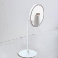 Pasukamas LED stalinis makiažo veidrodis su papuošalų dėkle white