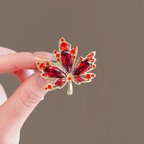 Suit Brooch Women'S Luxury Premium Crystal Maple Leaf Neckpin Accessories Temperament Coat Brooch brown