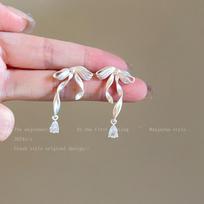 Elegant Ballet Bow Zircon Earrings: Light Luxury Ribbon Design for Women A1913 sidabras