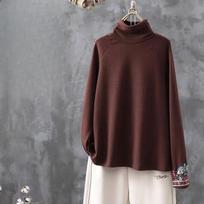 Spring Double-sided German Velvet Ethnic Style Embroidered Half High Collar Bottom Shirt for Women's Casual Slimming Long Sleeved T-shirt M kava
