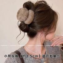 Cute Plush Grab Clip, New High-end Hairpin, High Ponytail on The Back of The Woman's Head, Shark Clip,  Hair Accessories gray