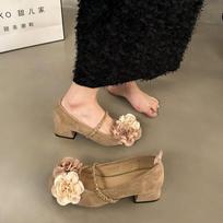 Camellia ballet gentle style with skirt thick heel single shoes women's 2025 new spring French shallow mouth Mary Jane shoes 35 abrikosas
